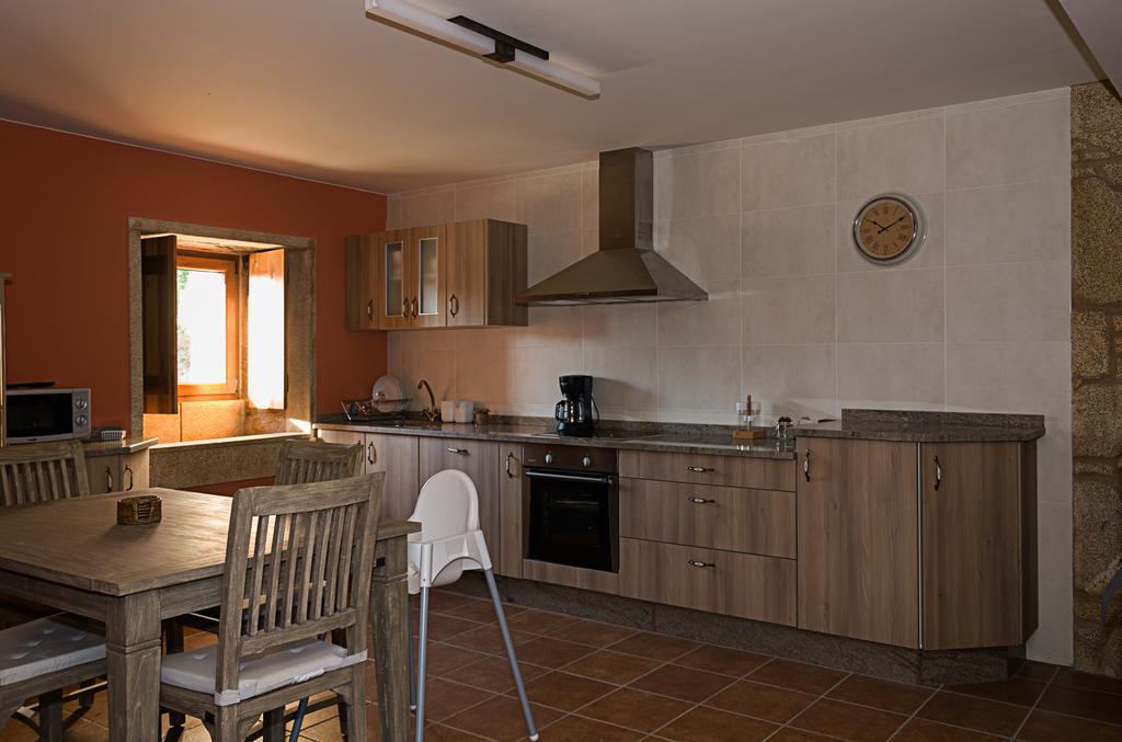 Gasthaus Casa Do Ghabino Santa Comba Zimmer foto